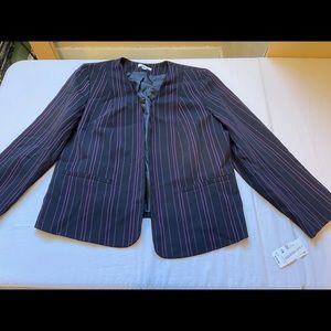 BarIII Women’s Black striped blazer jacket. Size XL